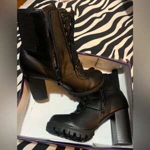 Fashion Nova Women's Lace-Up Ankle Boots